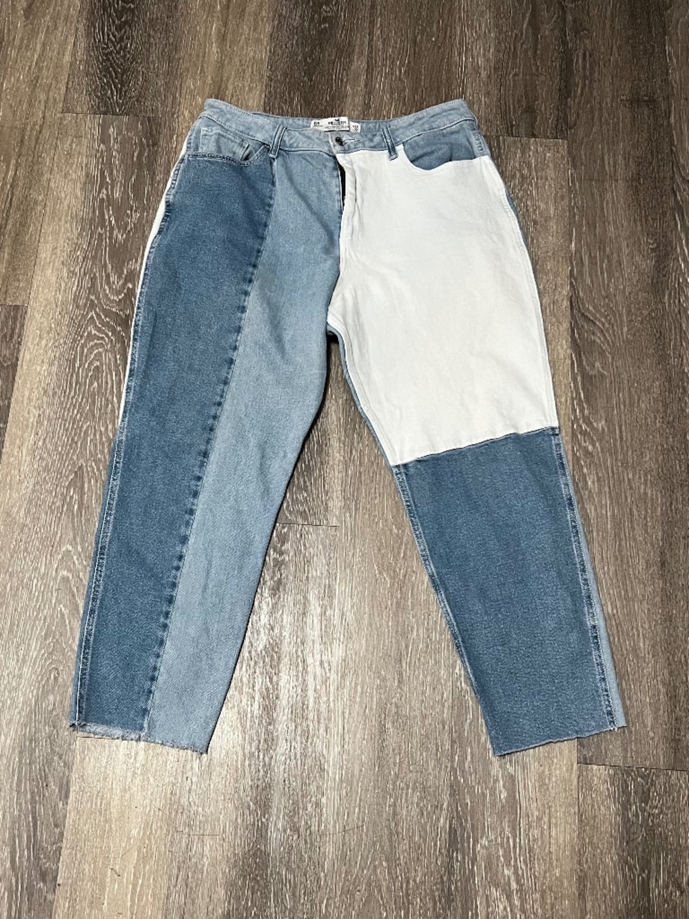 Hollister Curvy High Rise Mom Jeans Patchwork Women 15R 32x27 Blue White Stretch